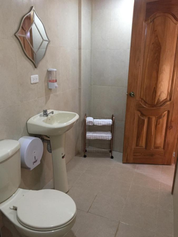 Tababela Airport B&B Buitenkant foto